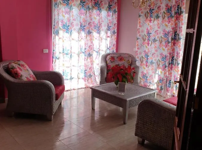 בית הארחה Casa Rural Fayna *