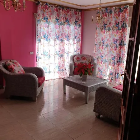 بيت ضيافة Casa Rural Fayna *